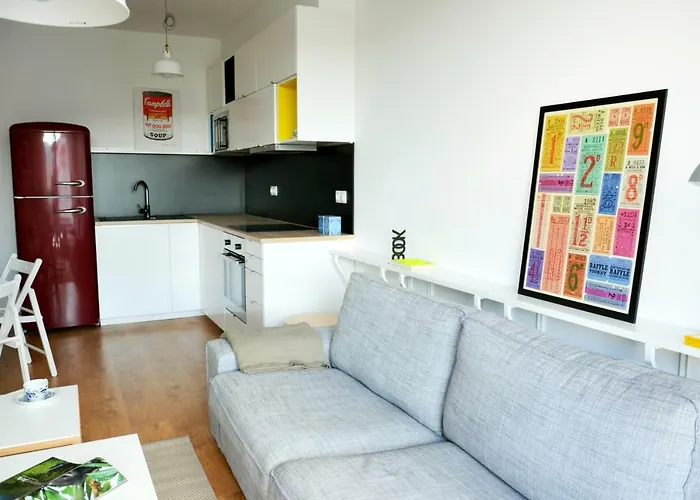 Brand New Apartment. Parking Spot Included! Апартаменты *