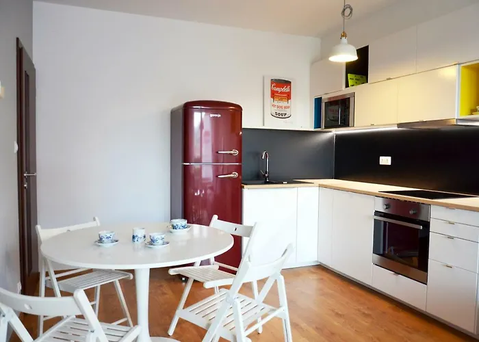 Brand New Apartment. Parking Spot Included! Апартаменты