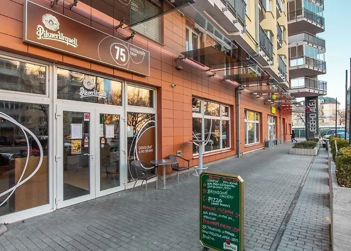 Brand New Apartment. Parking Spot Included! Апартаменты *